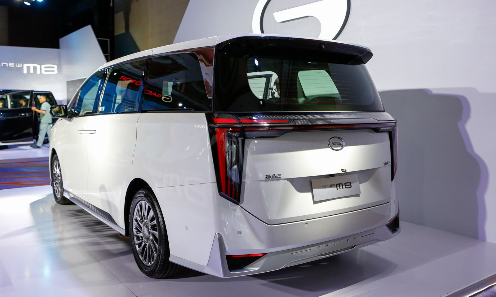 GAC M8 - MPV cỡ lớn Trung Quốc giá 1,7-2,2 tỷ đồng - 3